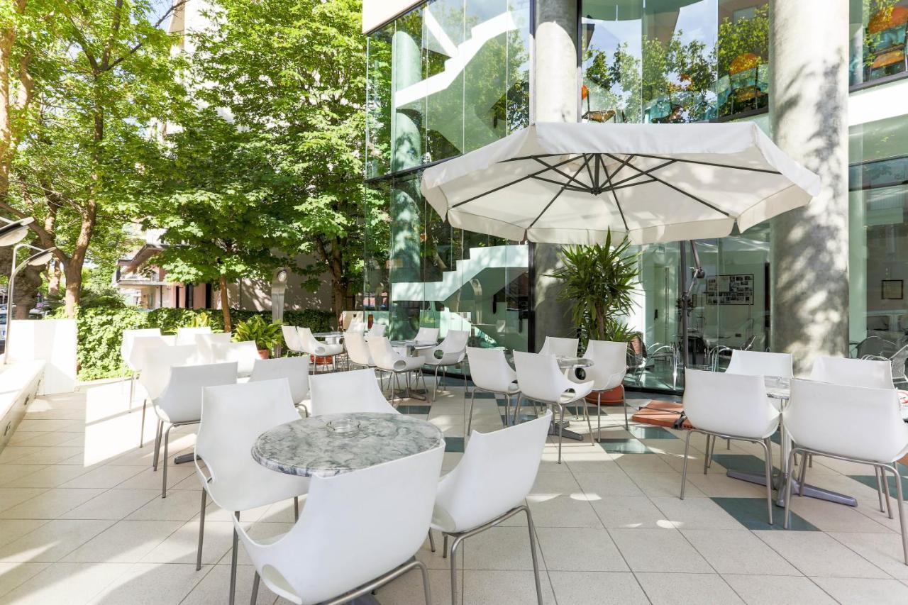 Hotel Ali D'Oro Римини Экстерьер фото