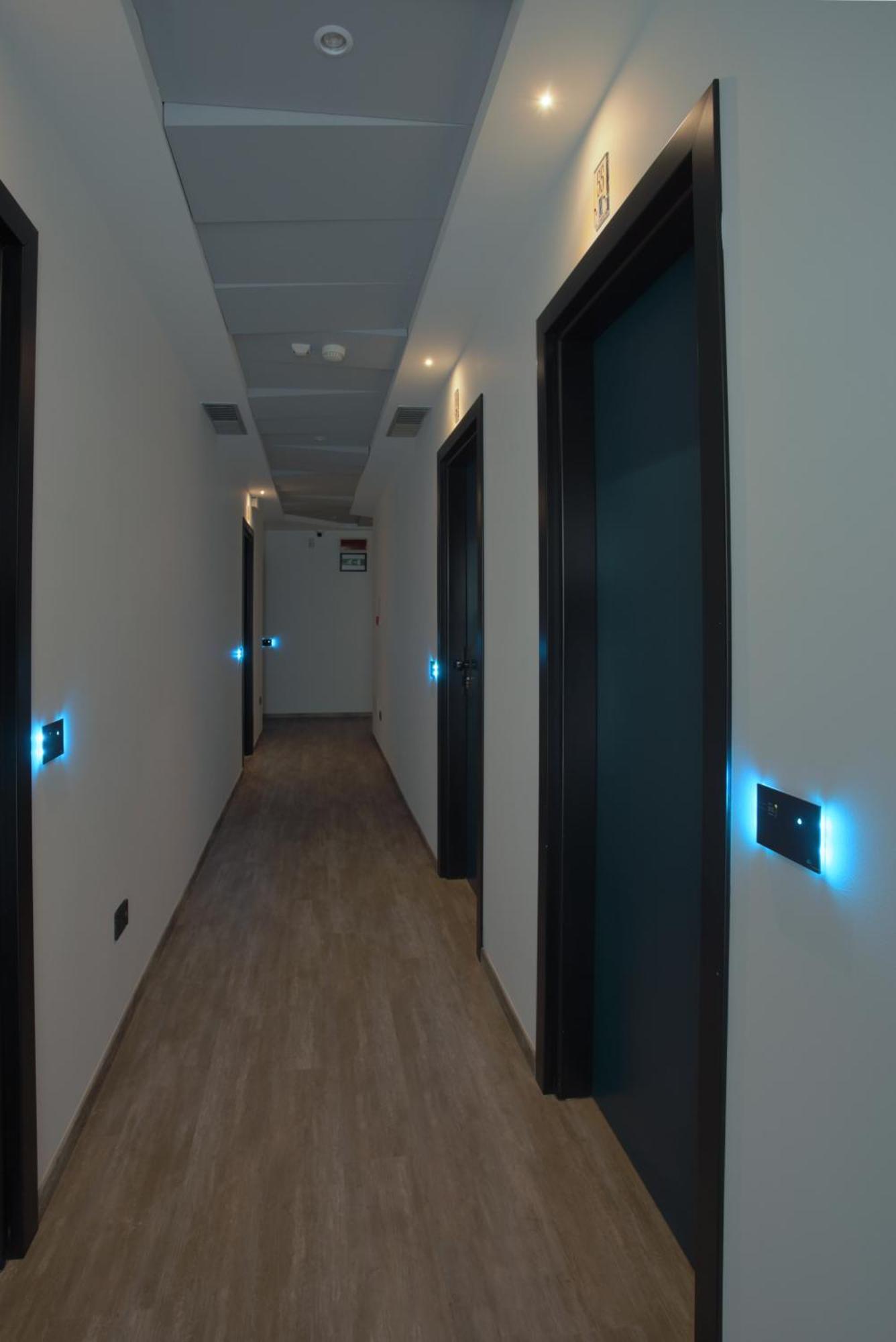 Hotel Ali D'Oro Римини Экстерьер фото