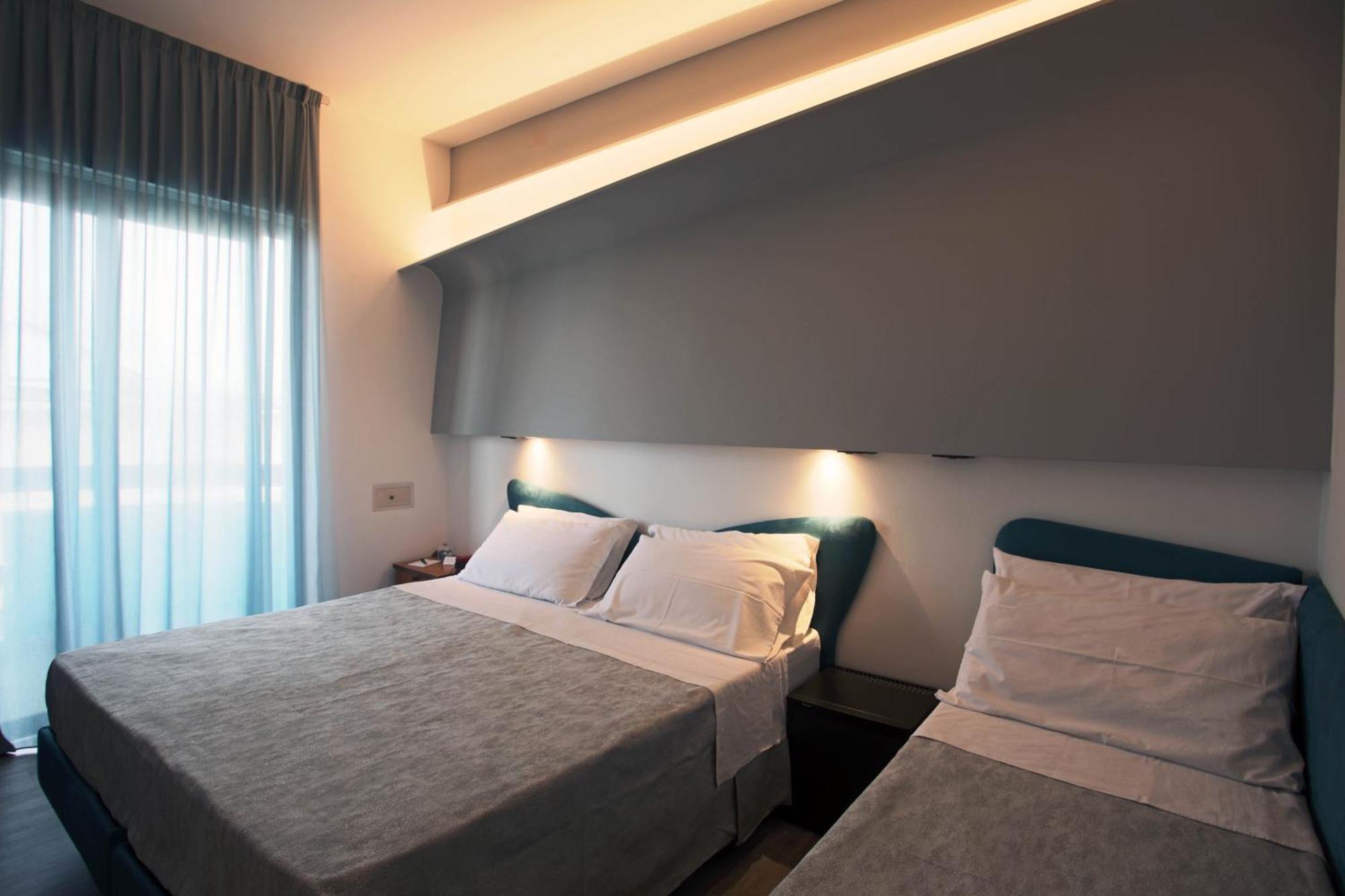 Hotel Ali D'Oro Римини Номер фото