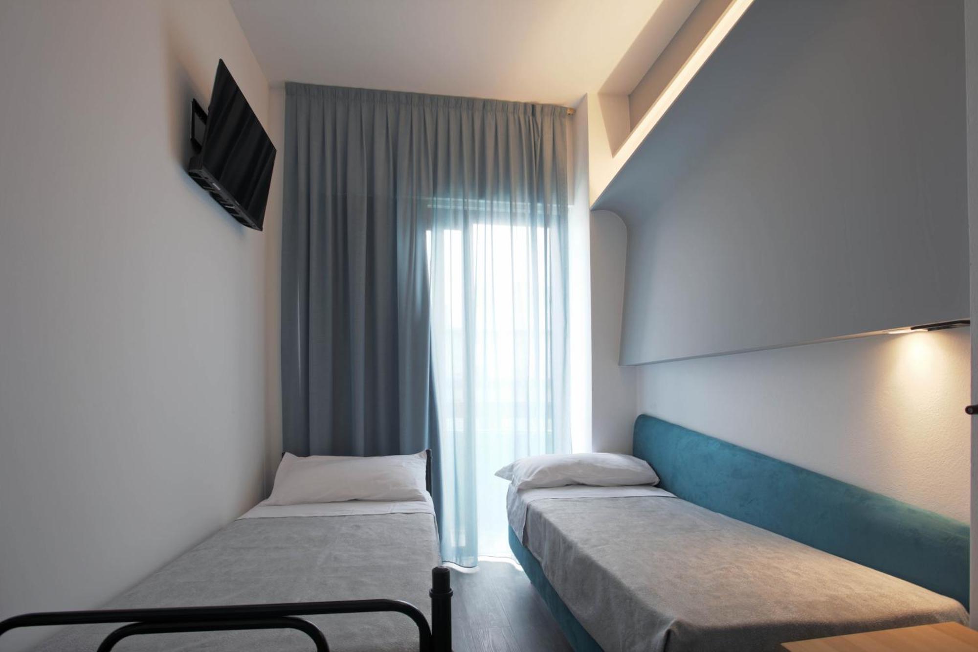 Hotel Ali D'Oro Римини Номер фото