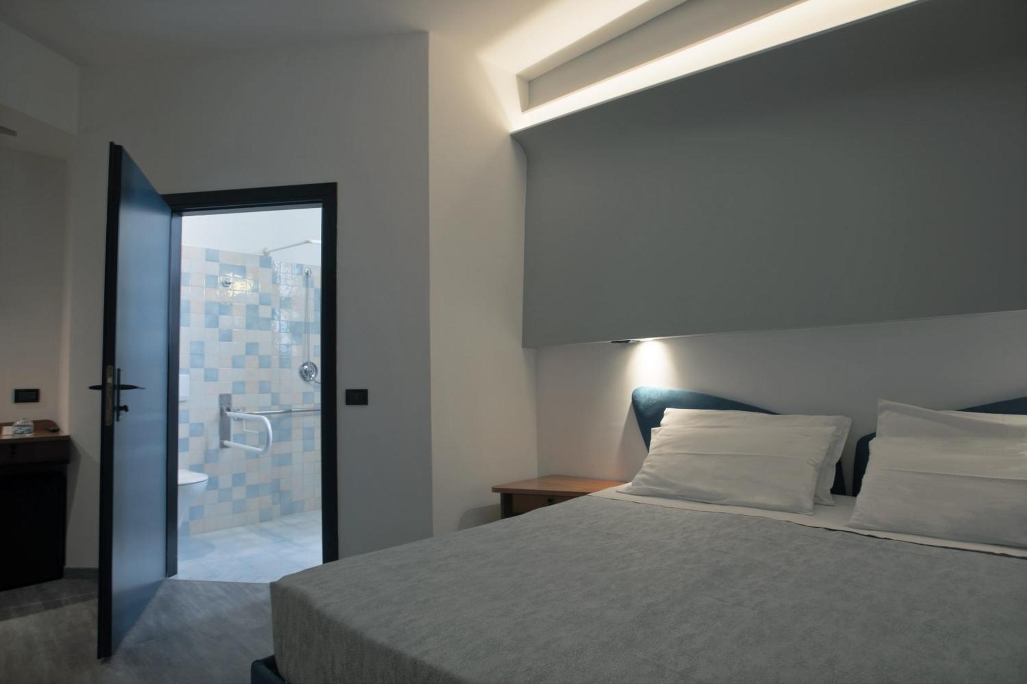Hotel Ali D'Oro Римини Номер фото