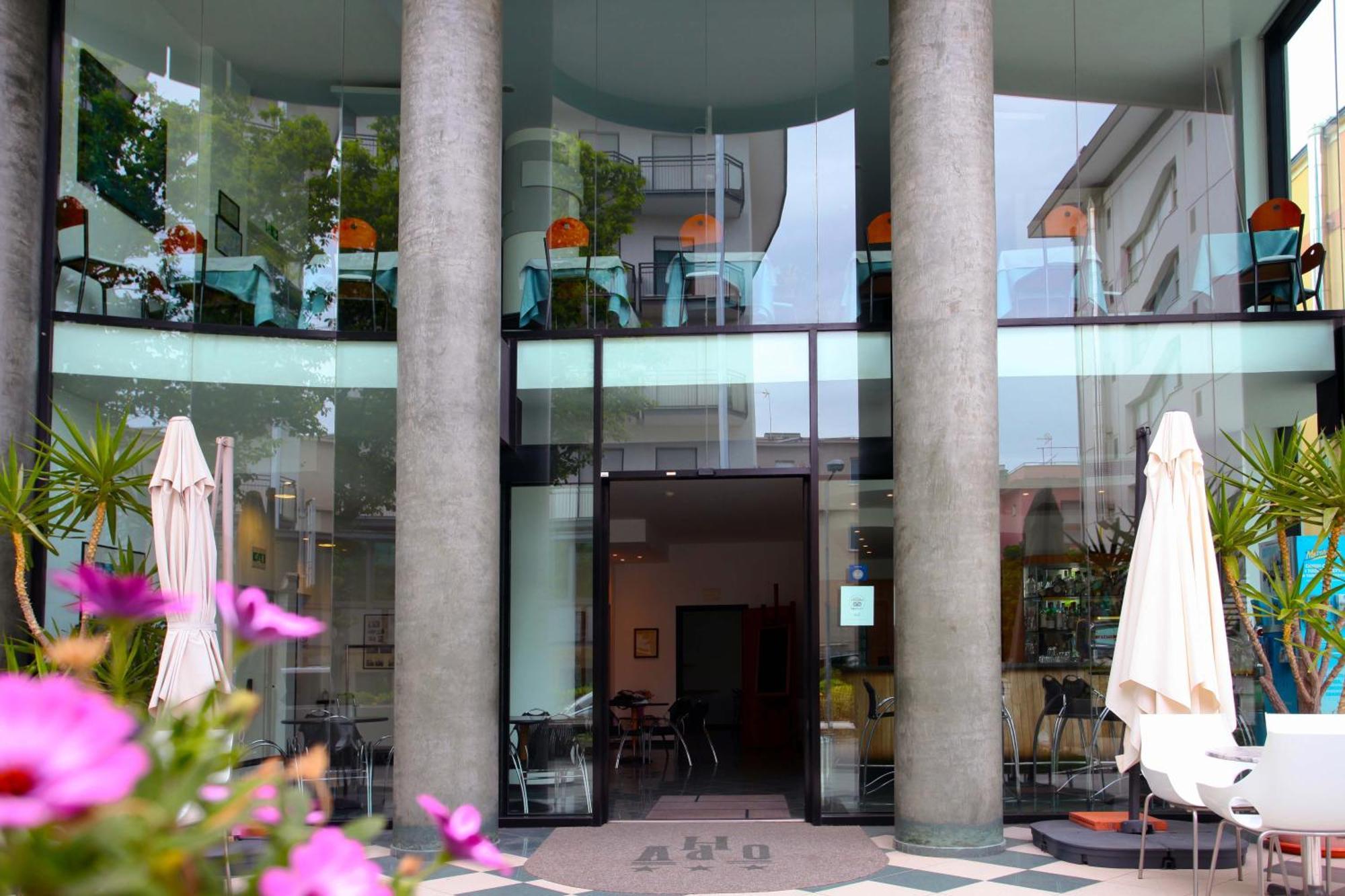 Hotel Ali D'Oro Римини Экстерьер фото