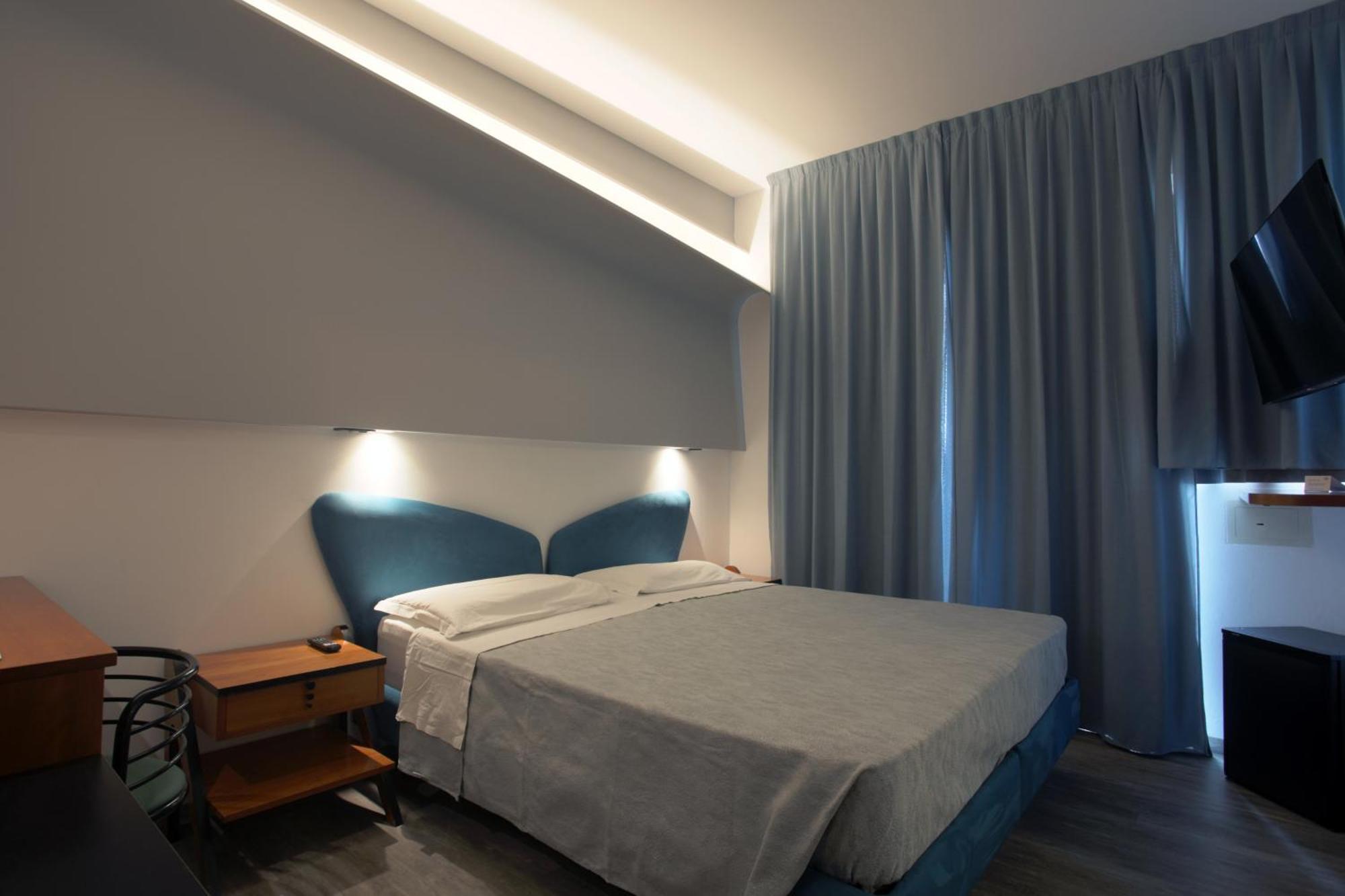 Hotel Ali D'Oro Римини Экстерьер фото