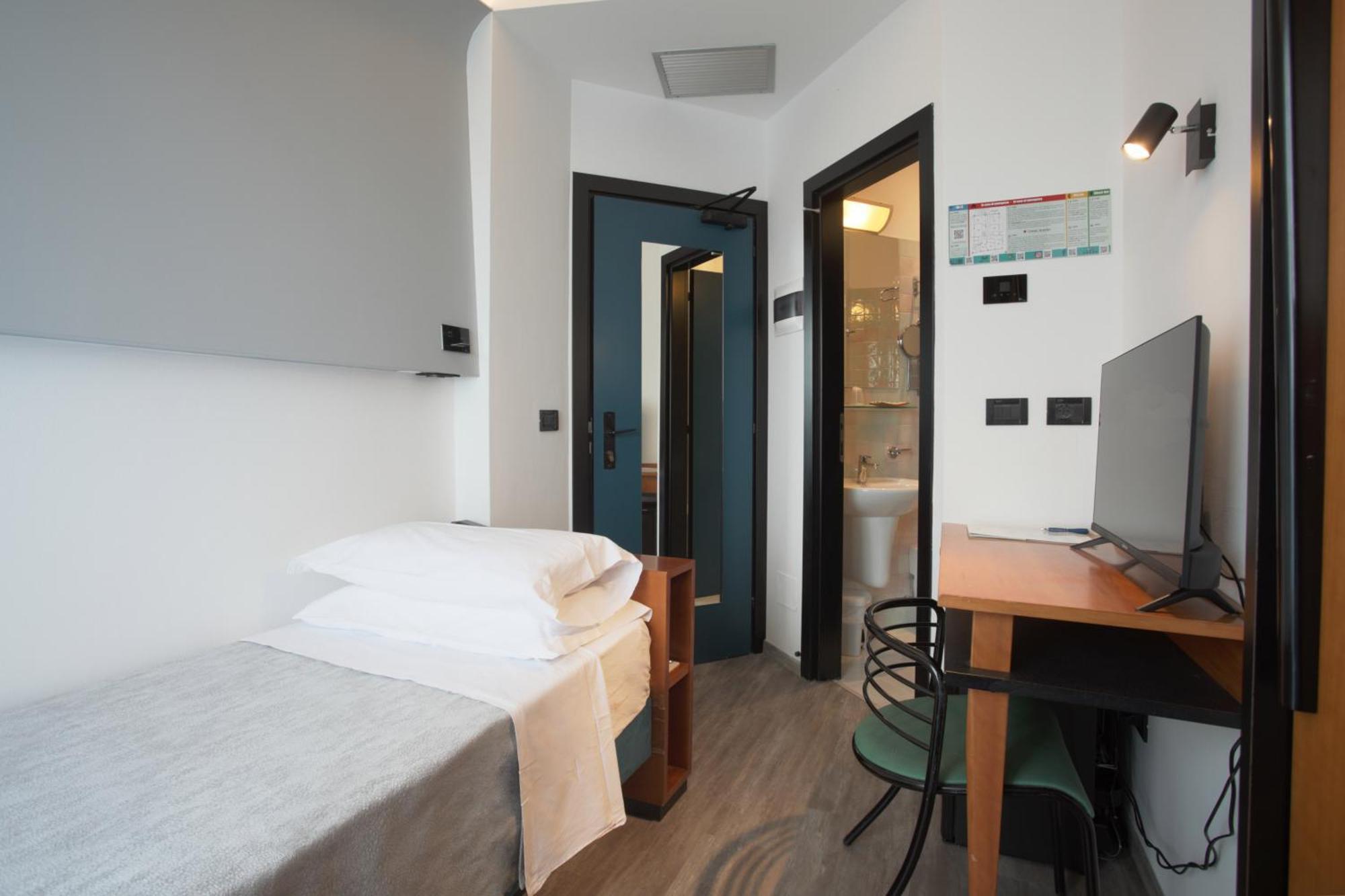 Hotel Ali D'Oro Римини Номер фото